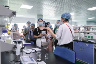 专注成就卓越 微峰会家人听雅工厂游记与会议服务启示